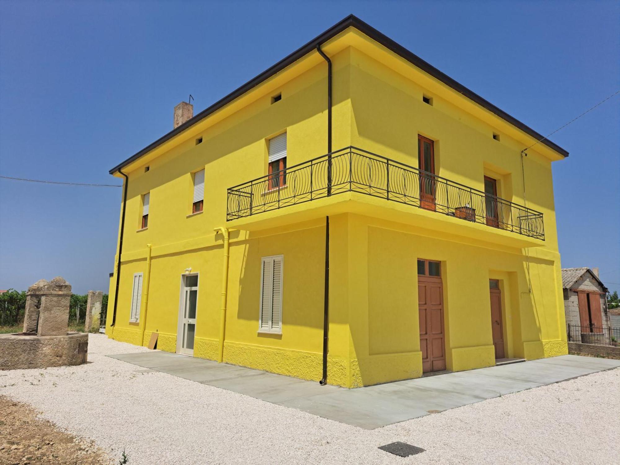 B & B Le Tre Rose Tollo Exterior foto